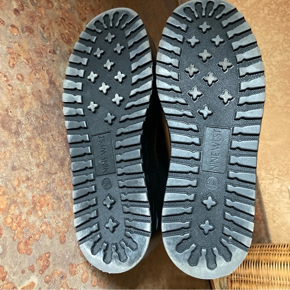 Nine West Size 6.5 Henrita Black Platform Ankle Boots - Picture 9 of 10